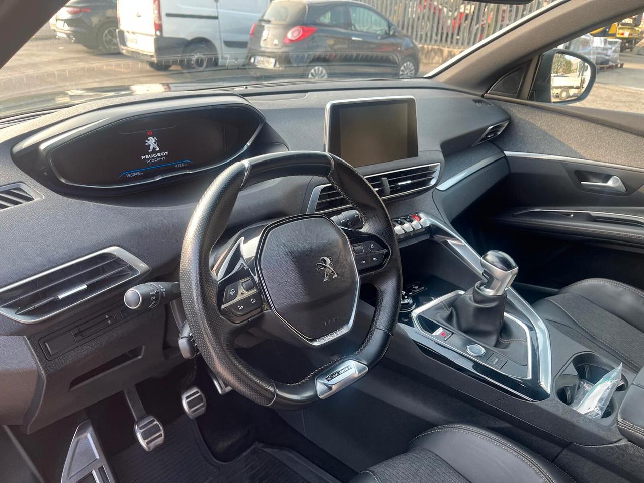 Peugeot 3008 BlueHDi 120 S&S Allure