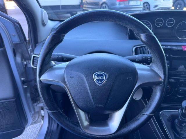 LANCIA Ypsilon 1.2 69 CV 5 porte GPL Gold OK NEOPATENTATI LPG