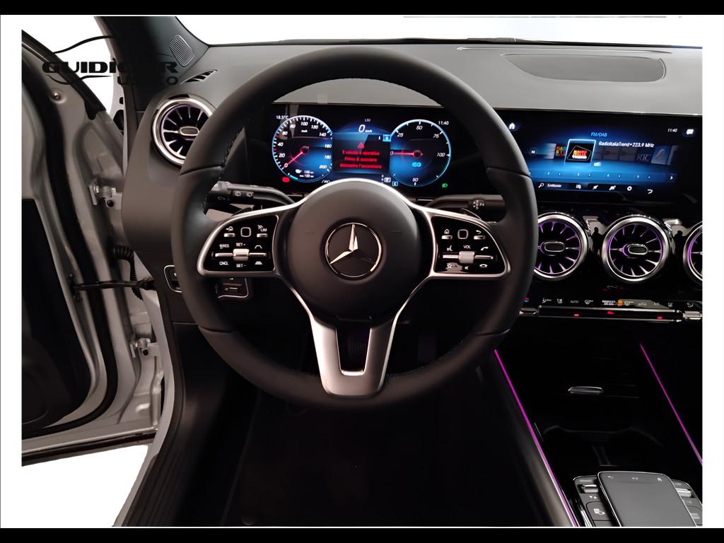Mercedes-Benz EQA - H243 2021 - EQA 350 Sport Pro 4matic