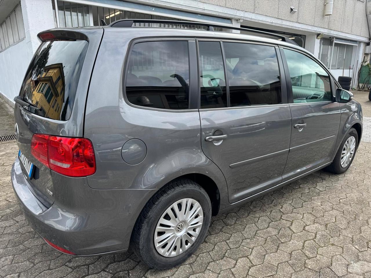 Volkswagen Touran 1.6 TDI DPF Comfortline BMT*7POSTI*EURO5