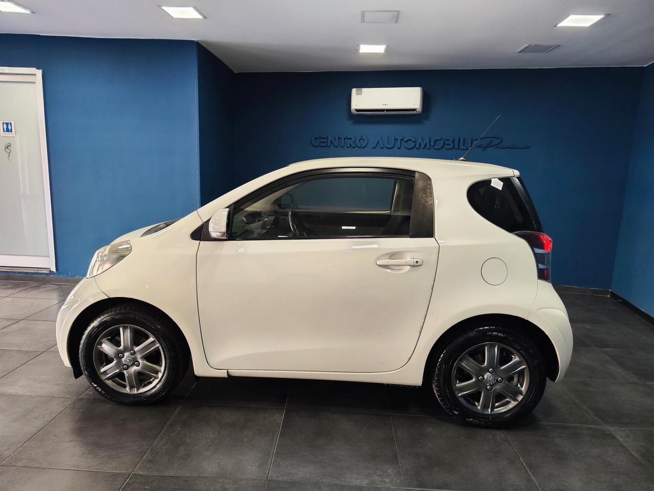 Toyota iQ 1.0 68cv CVT CAMBIO AUTOMATICO