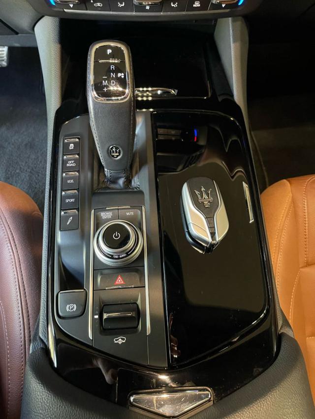 MASERATI Levante MHEV 330 CV AWD GT