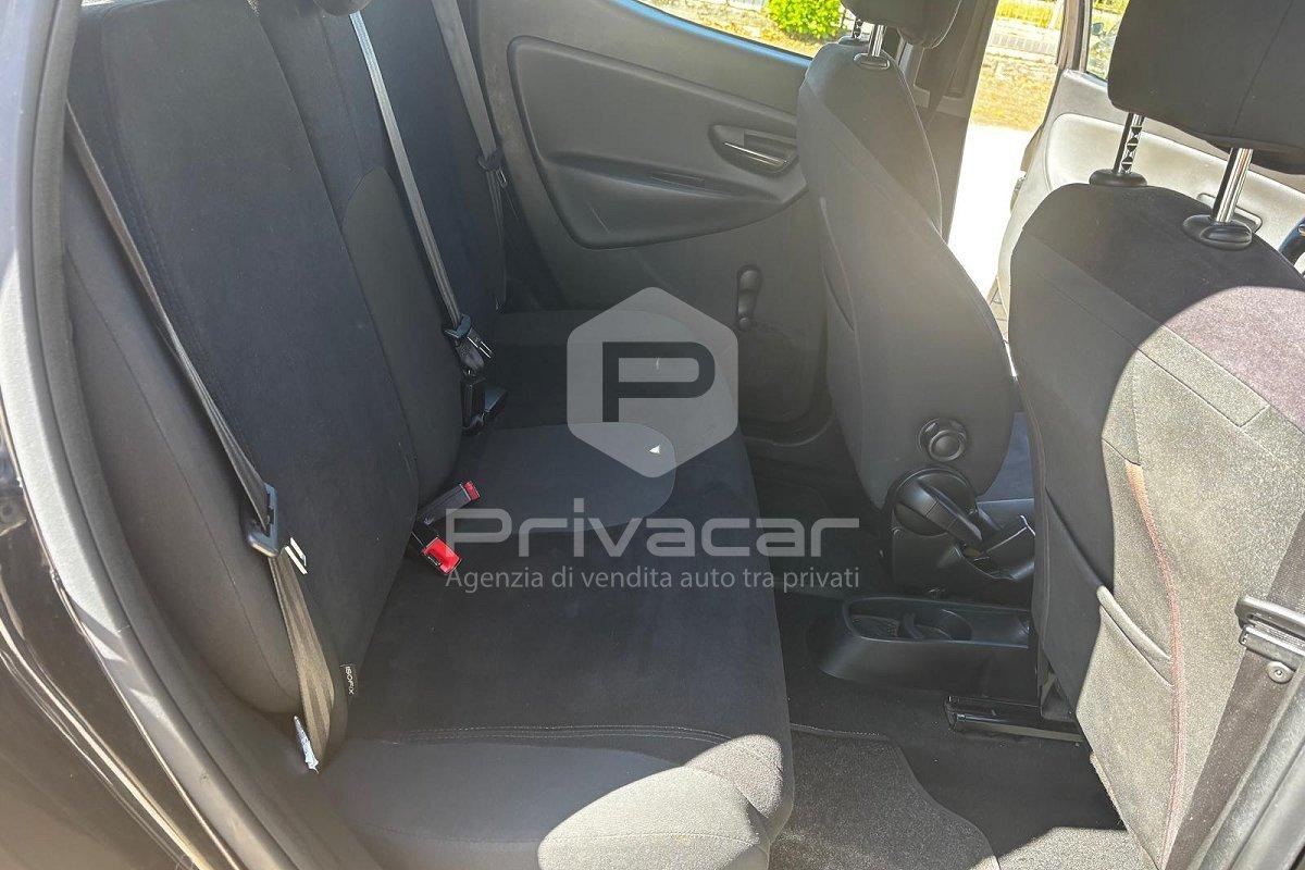 LANCIA Ypsilon 1.2 69 CV 5 porte Silver