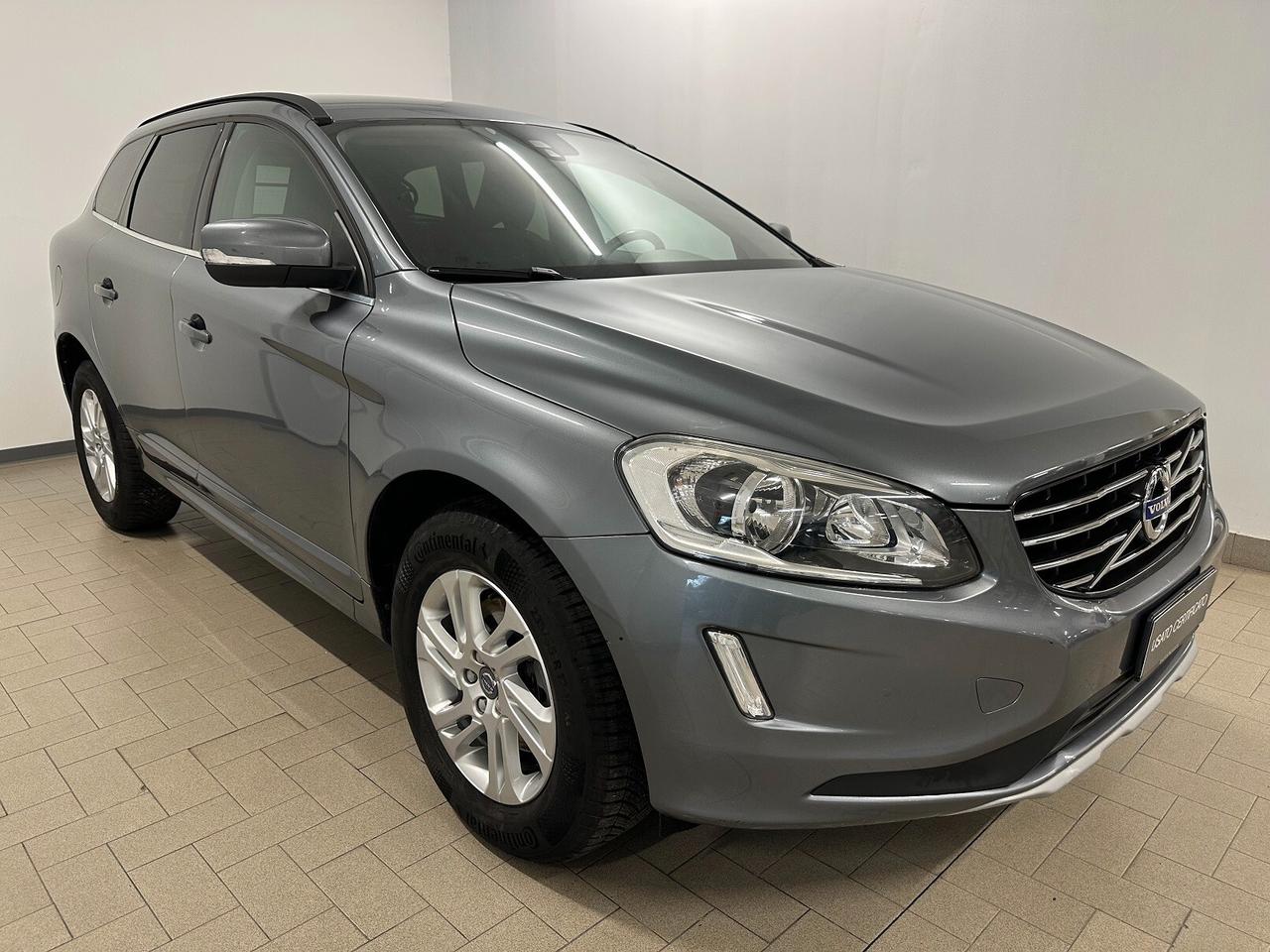 Volvo XC 60 XC60 D4 AWD Geartronic Business AUTOCARRO N1