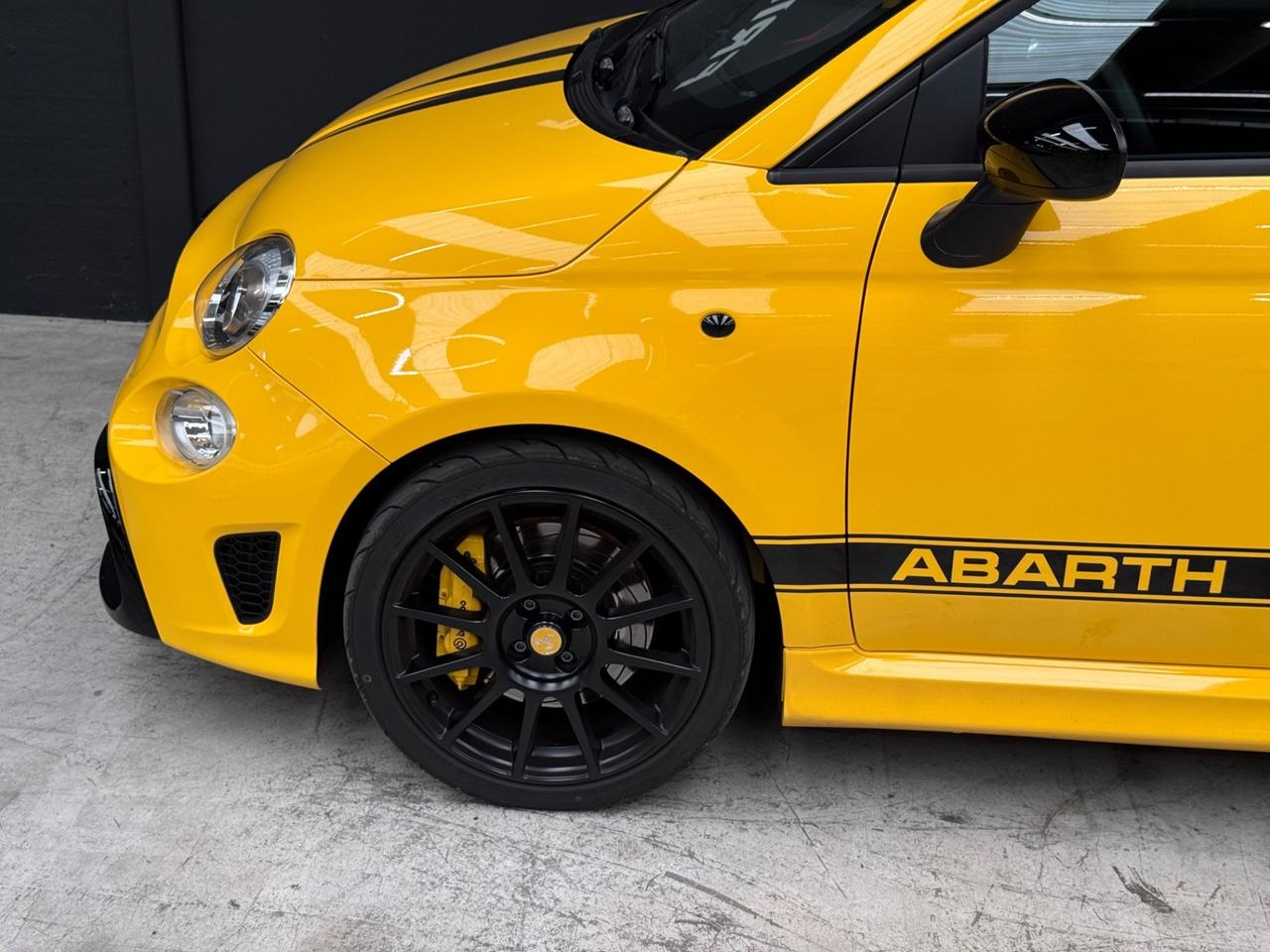 Abarth 595 1.4 Turbo T-Jet 180 CV Competizione