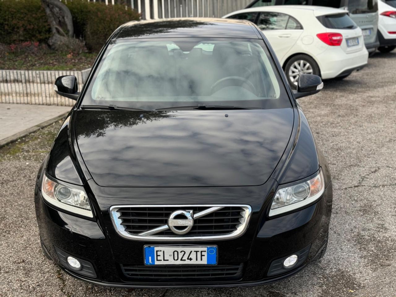 Volvo V50 1.6D 115cv Neopatentati