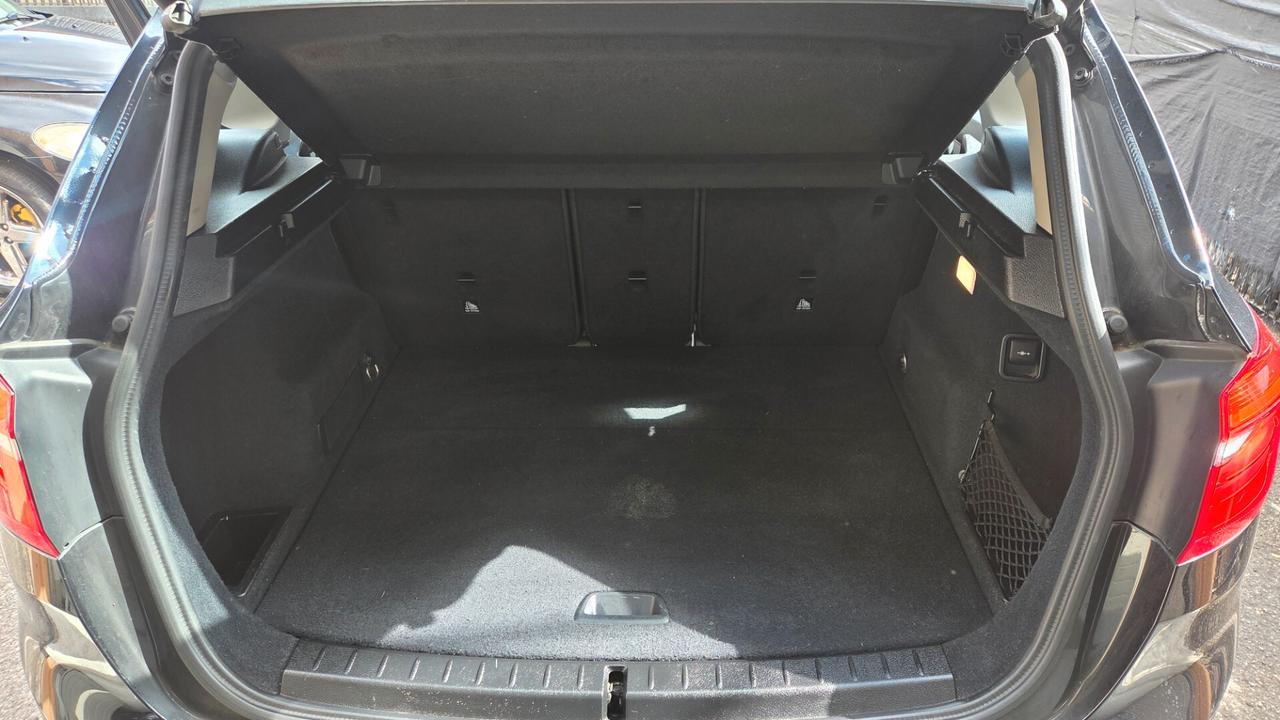 Bmw 2er Active Tourer 218i Luxury