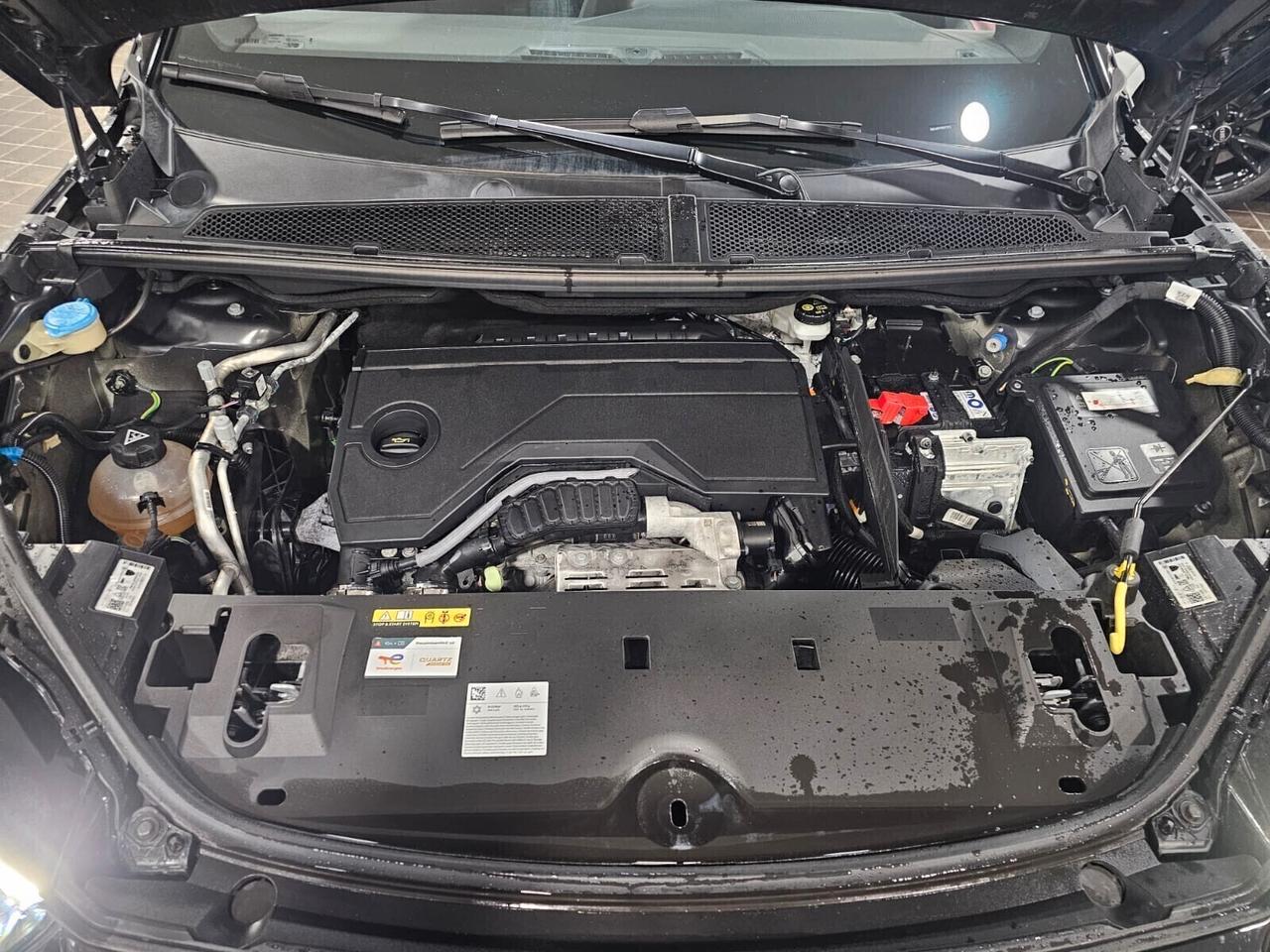 Nuova PEUGEOT 3008 GT - Hybrid 145CV E-DCS6 Grigio Titanio