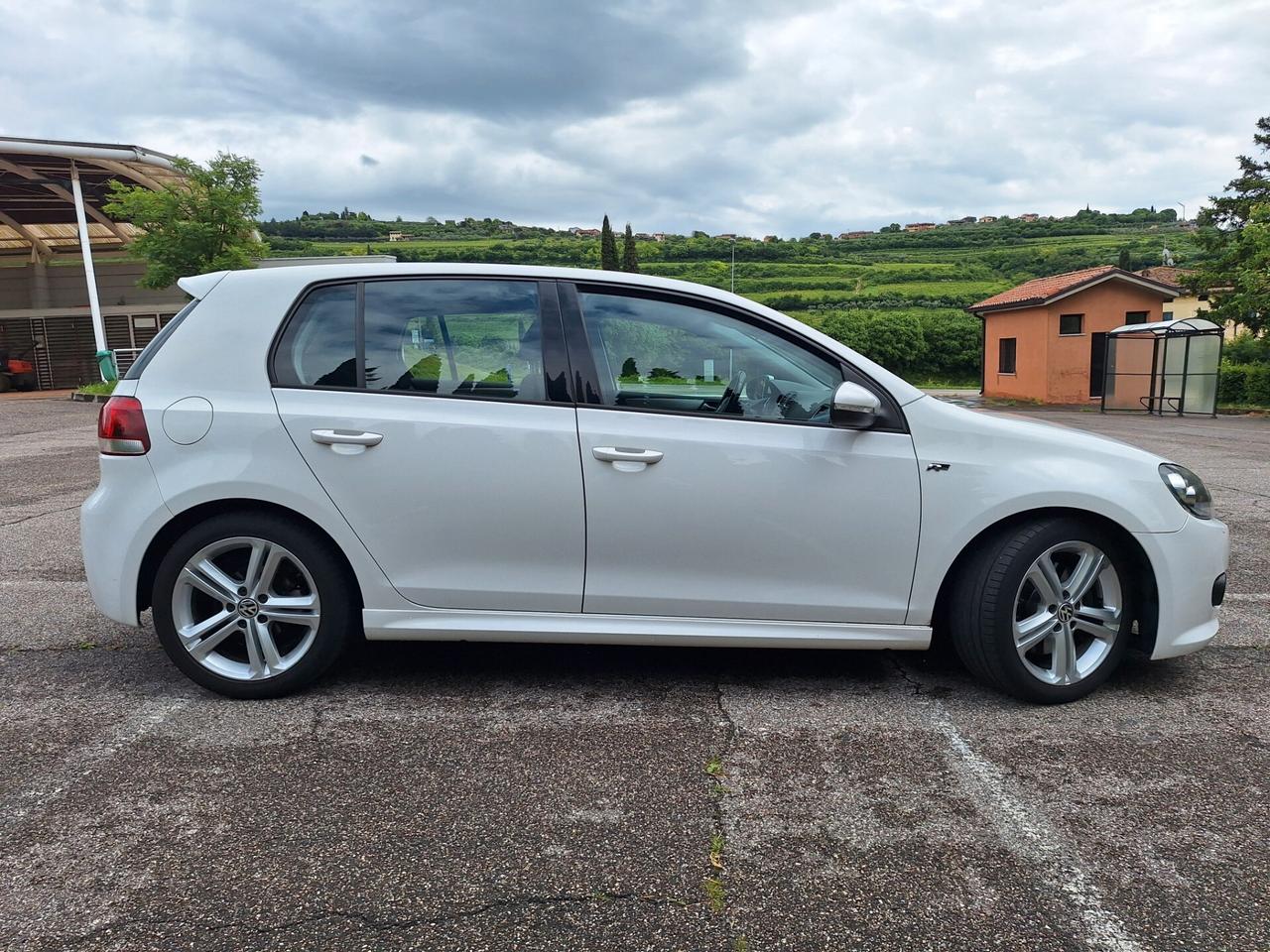 Volkswagen Golf 1.4 TSI 160CV 5p. R-Line