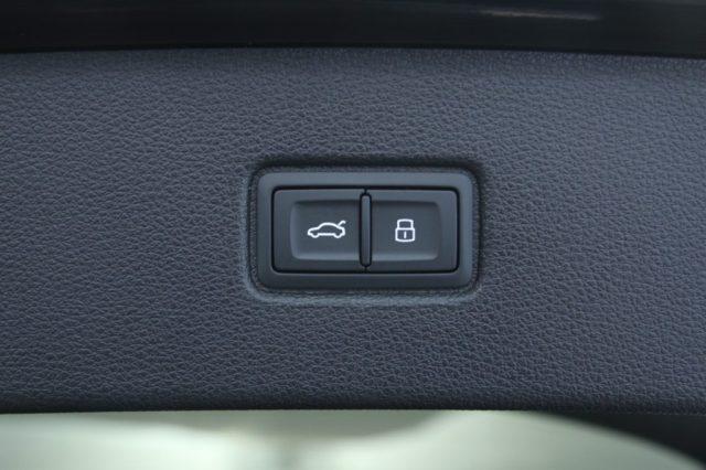 AUDI Q7 50 TDI quattro tip. S line Edition Black plus /7p.