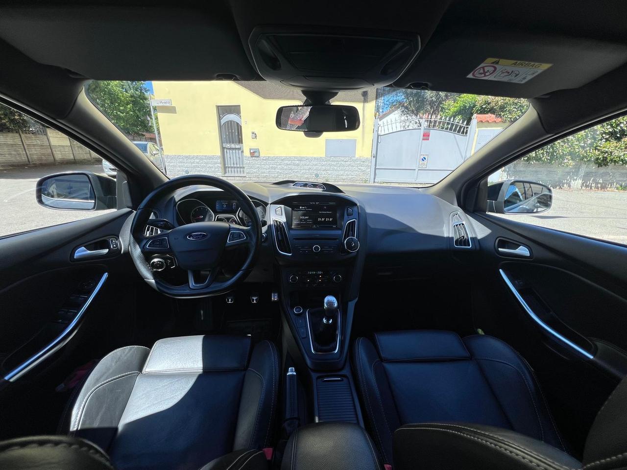 Ford Focus ST 2.0 EcoBoost 250 CV #10875