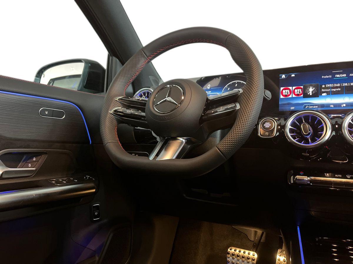 Mercedes-Benz GLA 180 d Automatic