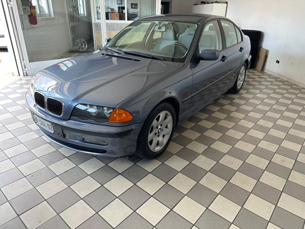 Bmw 318i cat 4 porte UNICO PRORIETARIO