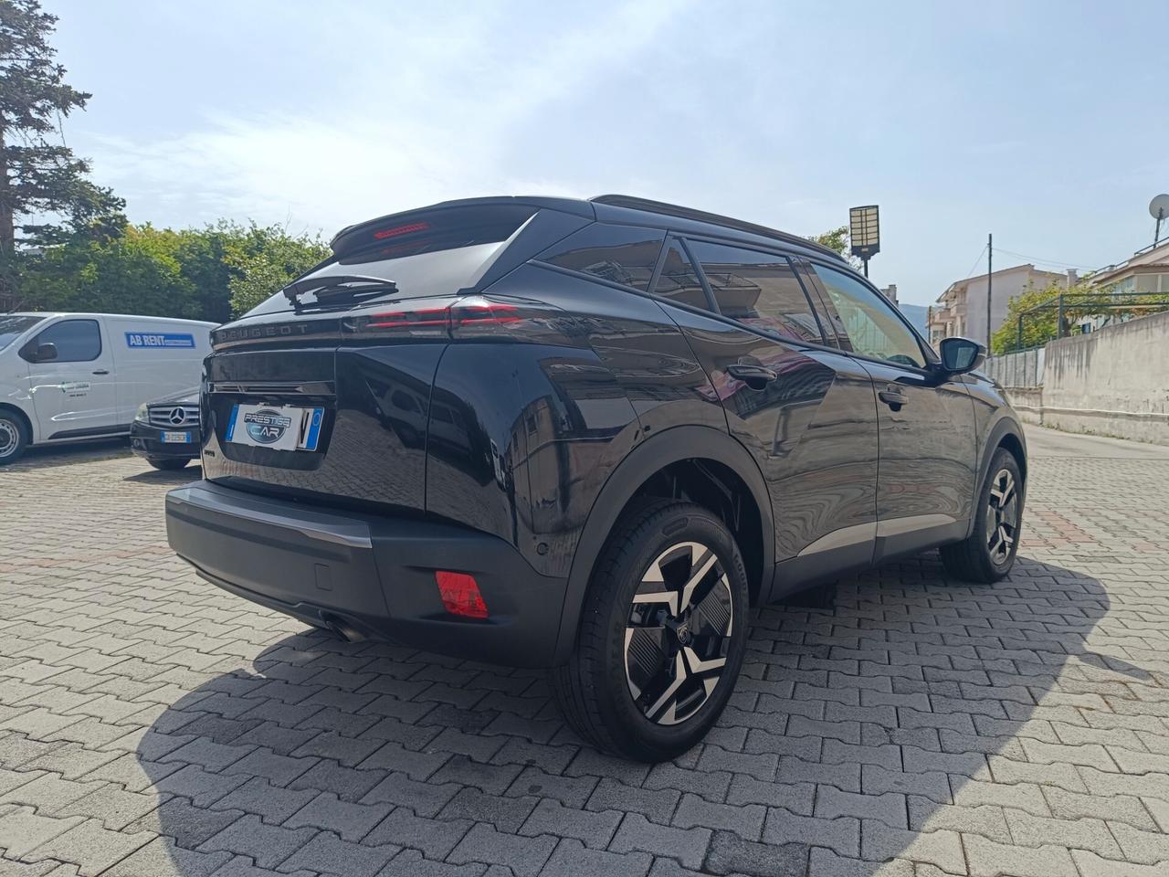 Peugeot 2008 PureTech 100 S&S Allure