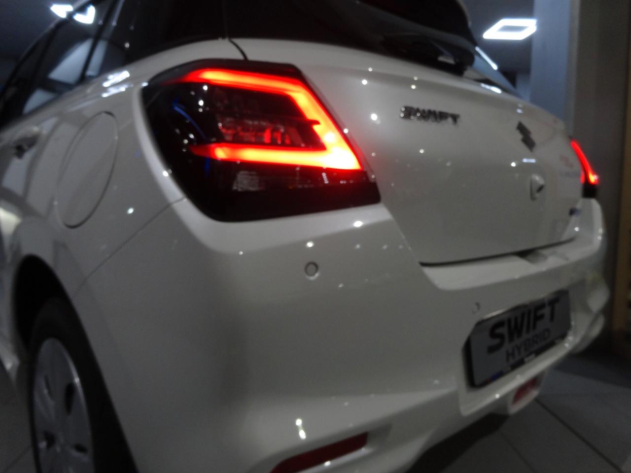 Suzuki Swift 1.2 Hybrid Waku
