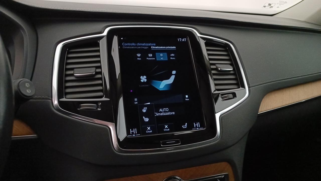 VOLVO XC90 2.0 b5 Momentum Pro awd 7p.ti geartronic