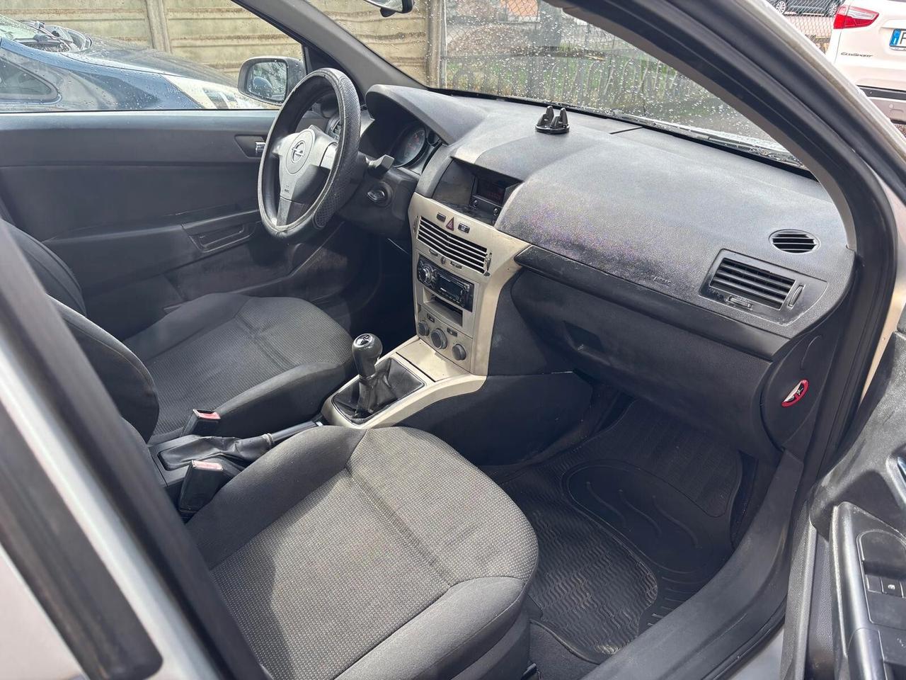 Opel Astra 1.7 CDTI 101CV 5 porte Enjoy