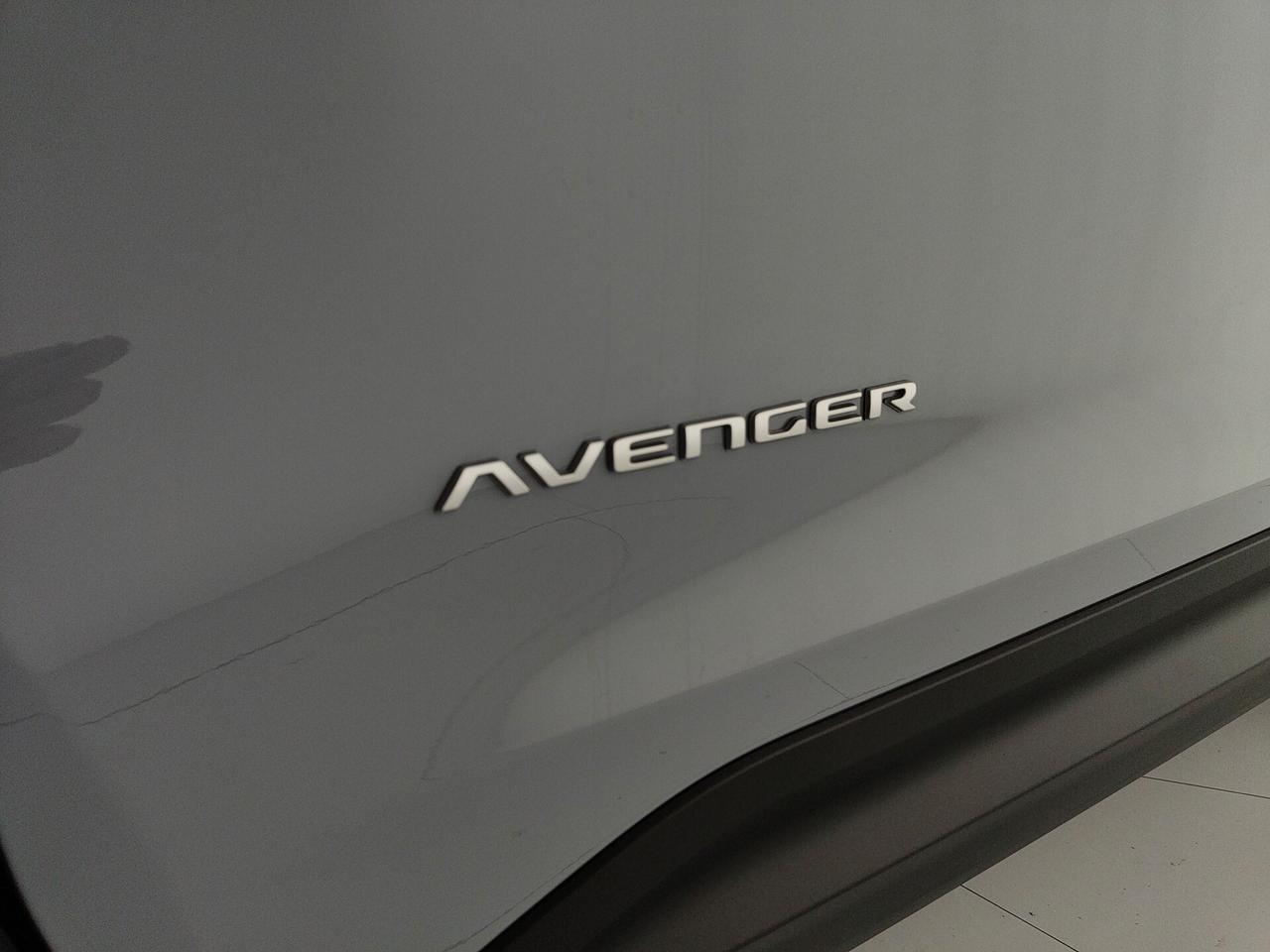 Jeep Avenger 1.2 Turbo 110 CV MHEV Longitude