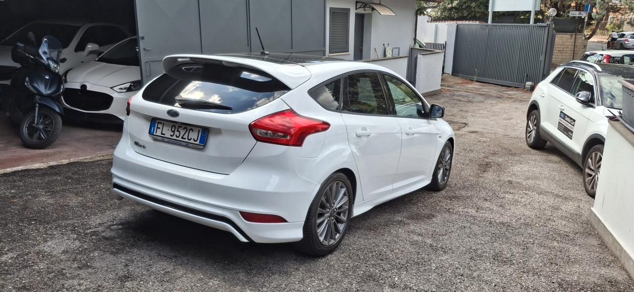 Ford Focus 1.5 TDCi 120 CV Start&Stop ST Line