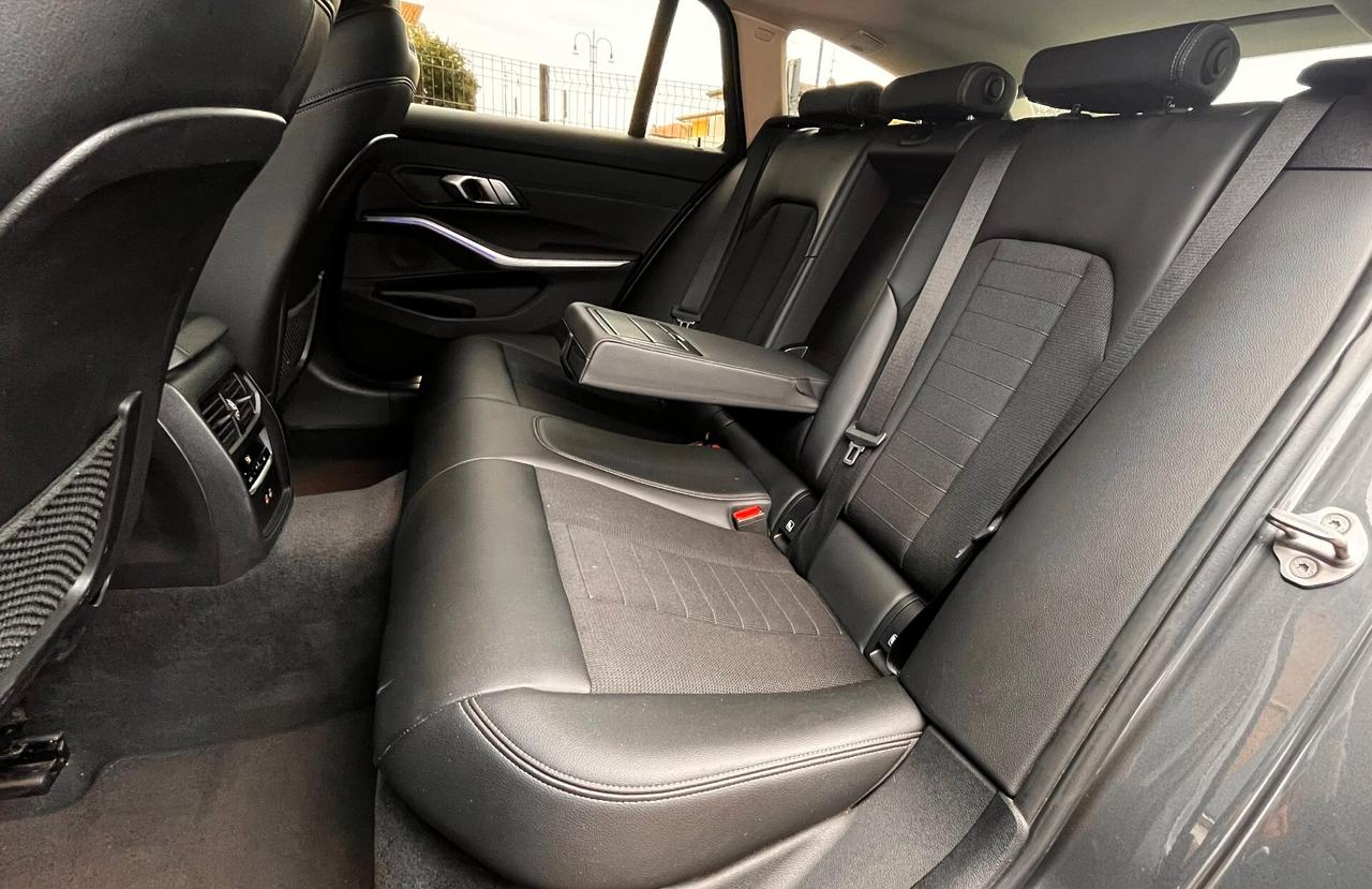 Bmw 318d 48V Touring Sport