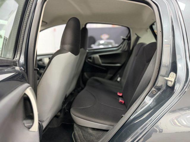 TOYOTA Aygo 1.0 12V VVT-i 5 porte Lounge Connect