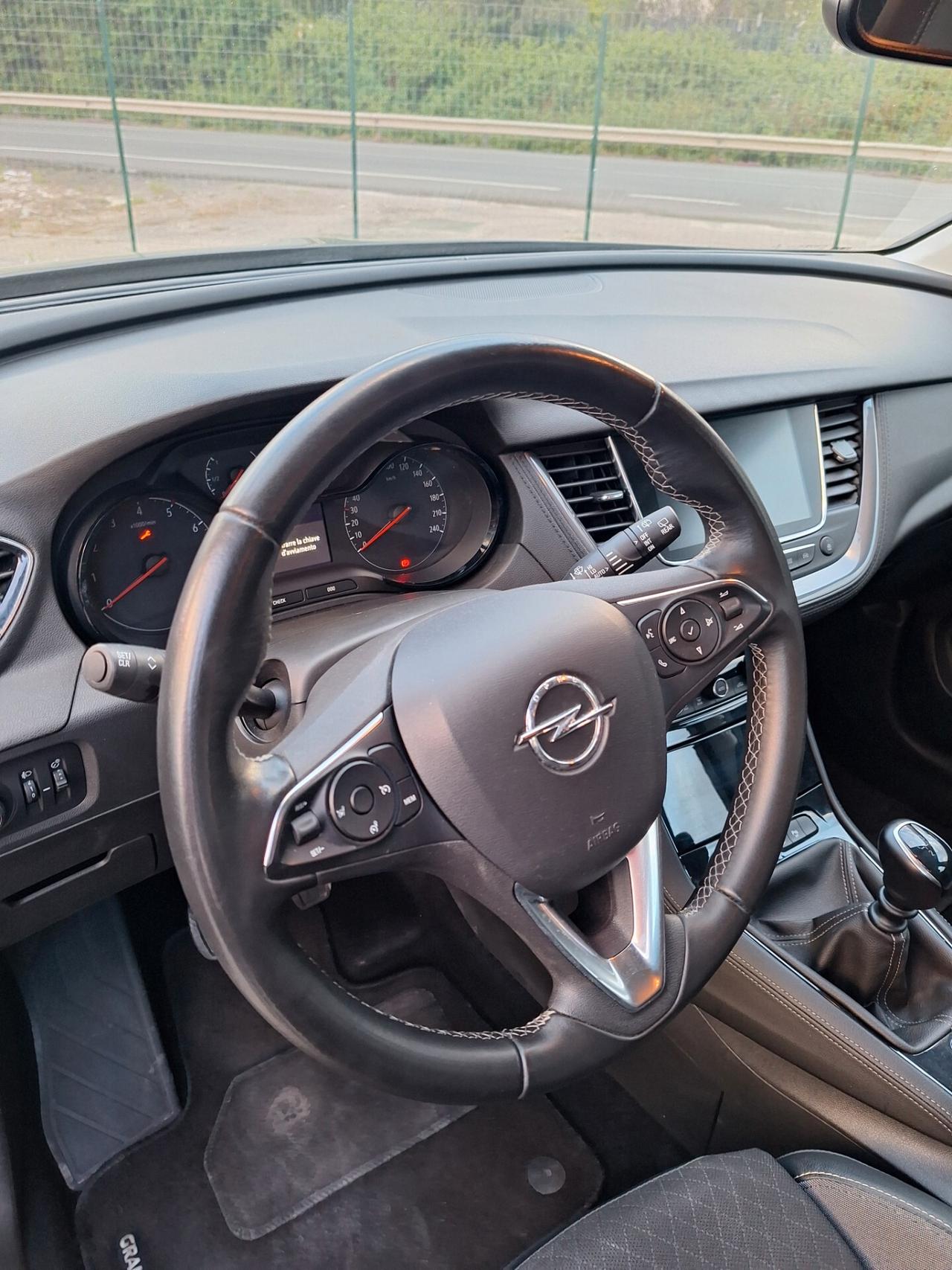 Opel Grandland X 1.5 diesel Ecotec Start&Stop Business