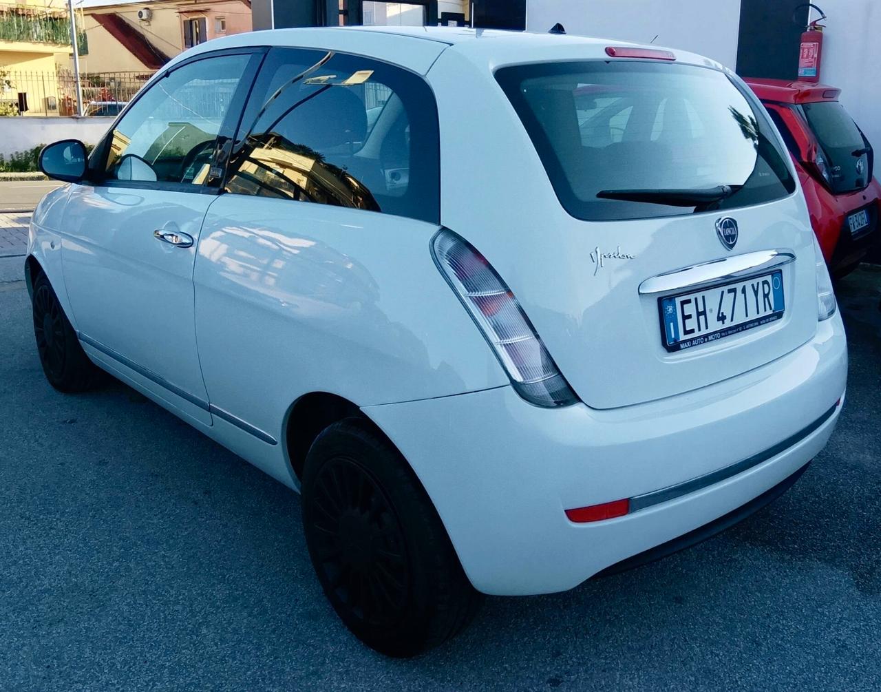 Lancia Ypsilon 1.2 DIVA