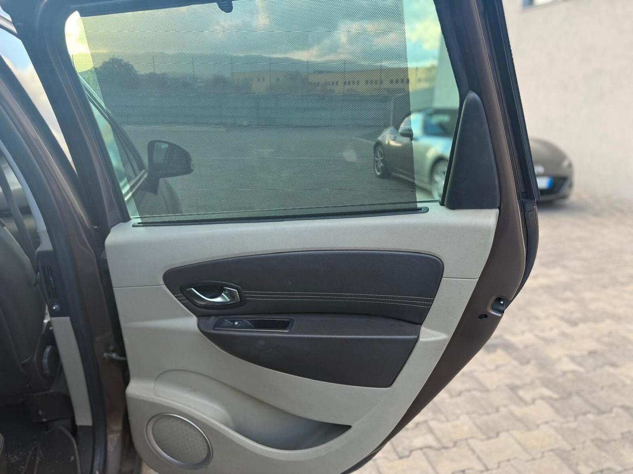 Renault Scenic luxe