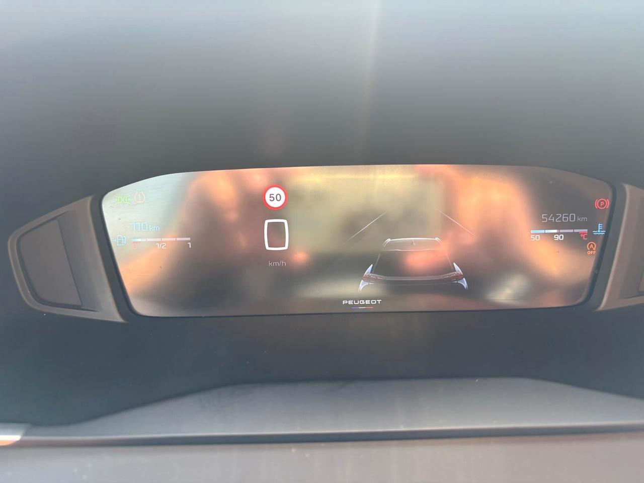 Peugeot 2008 PureTech 100 S&S Allure