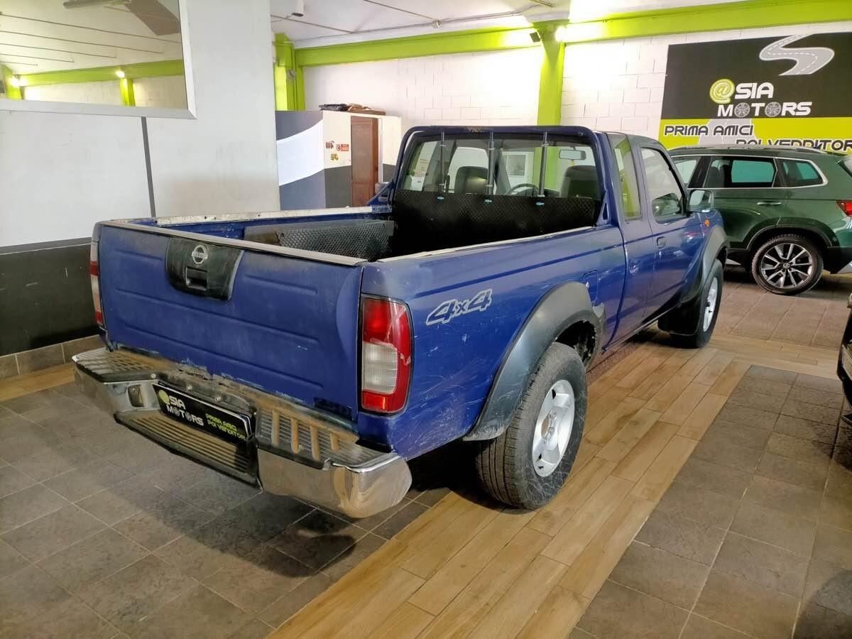 Nissan PICK UP 2.5 TD KING CAB