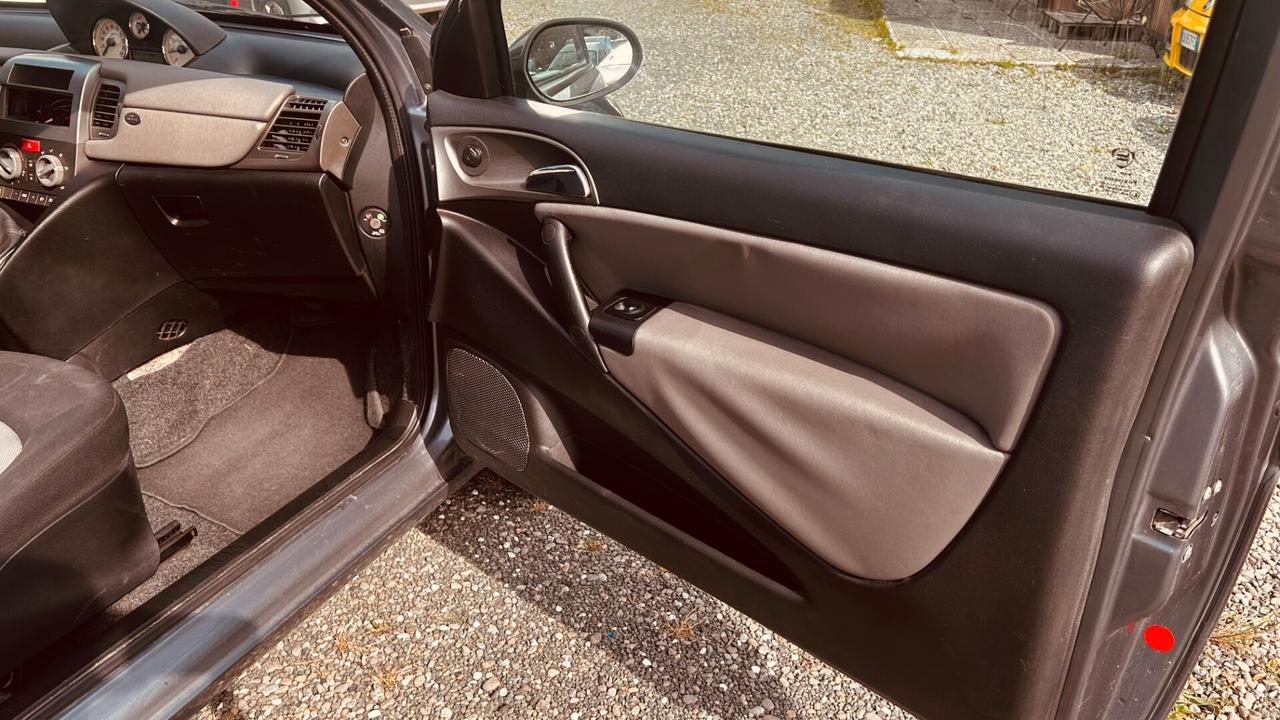 Lancia Ypsilon 1.3 Multijet 16V Platino