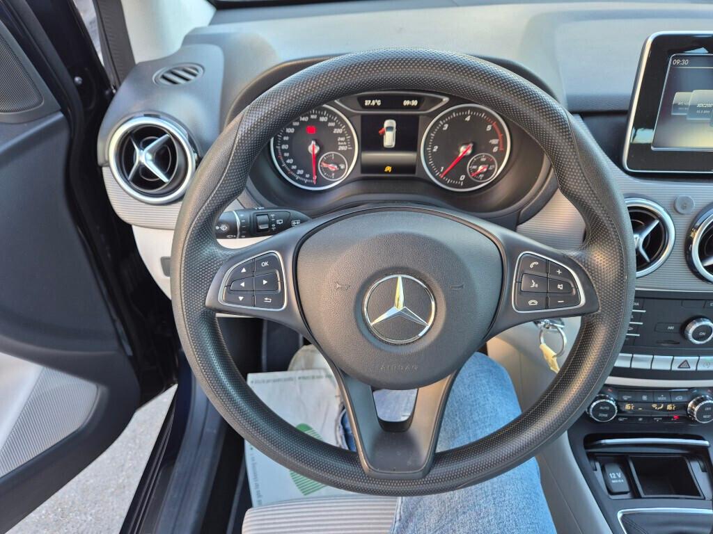 Mercedes B 180 d Executive UNICO PROPRIETARIO