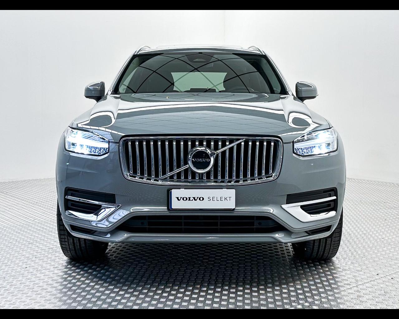 VOLVO XC90 B5 AWD automatico 7 posti Plus Bright