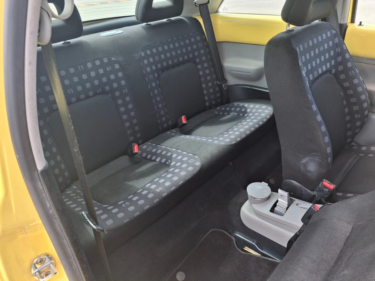 Volkswagen New Beetle 1.6 **SOLO 102mila CHILOMETRI**