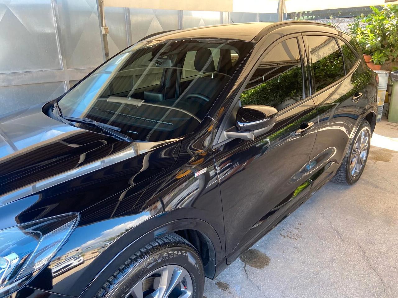 Ford Kuga 2.5 Full Hybrid 190 CV CVT 2WD ST-Line Design