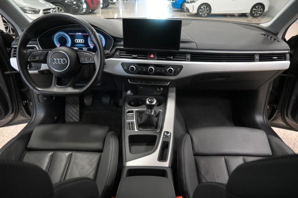 Audi A4 30 TDI Business Advanced