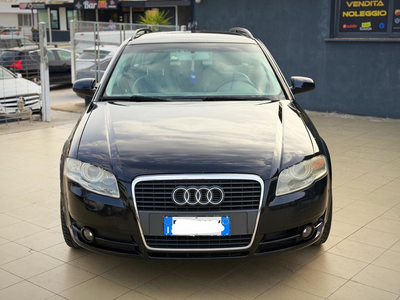 Audi A4 Avant 2.0 TDI 143CV F.AP. Ambiente Garanzia 12 Mesi