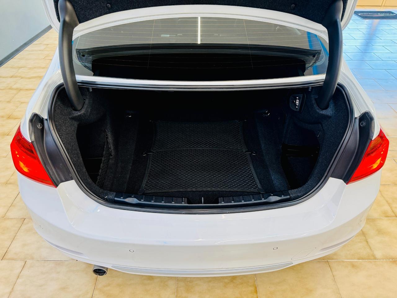 BMW 320d 184Cv - 2014 NaviPRO / LED / Automatica