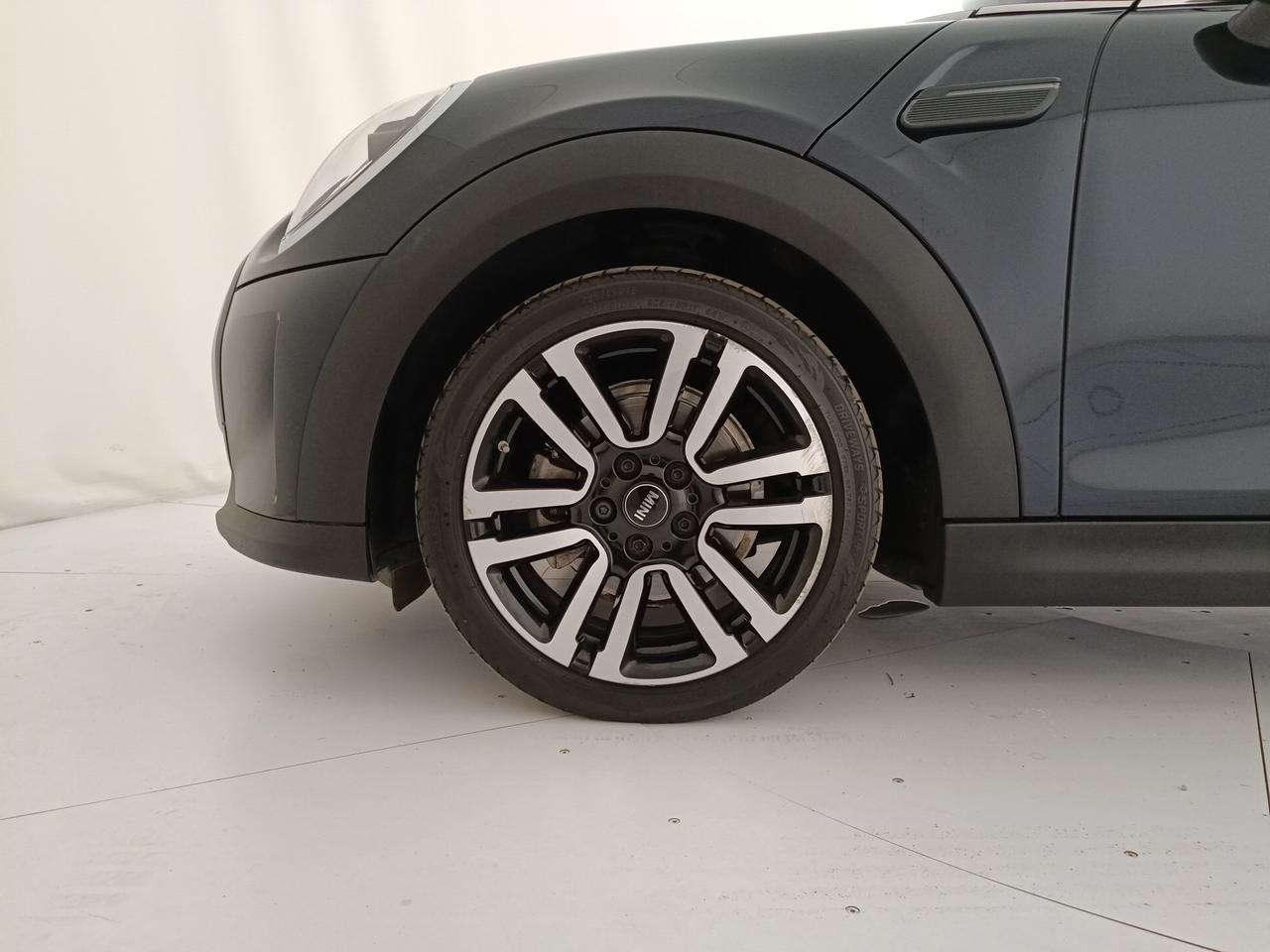 MINI Mini IV F56 2021 3p - Mini 3p 1.5 Cooper Yours Premium Plus Package auto