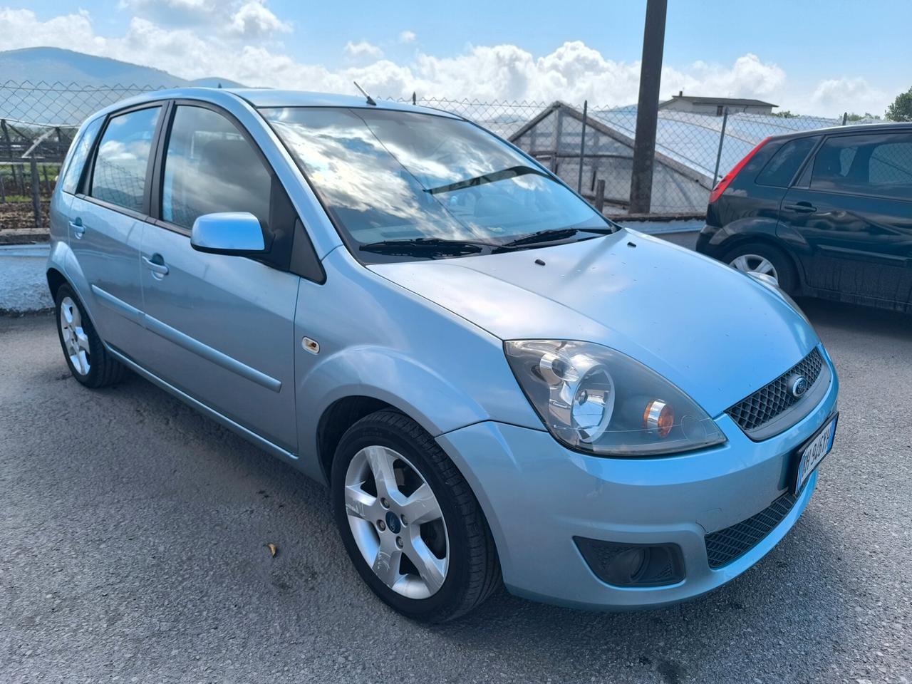 Ford Fiesta 1.4 TDCi 5p. Ghia