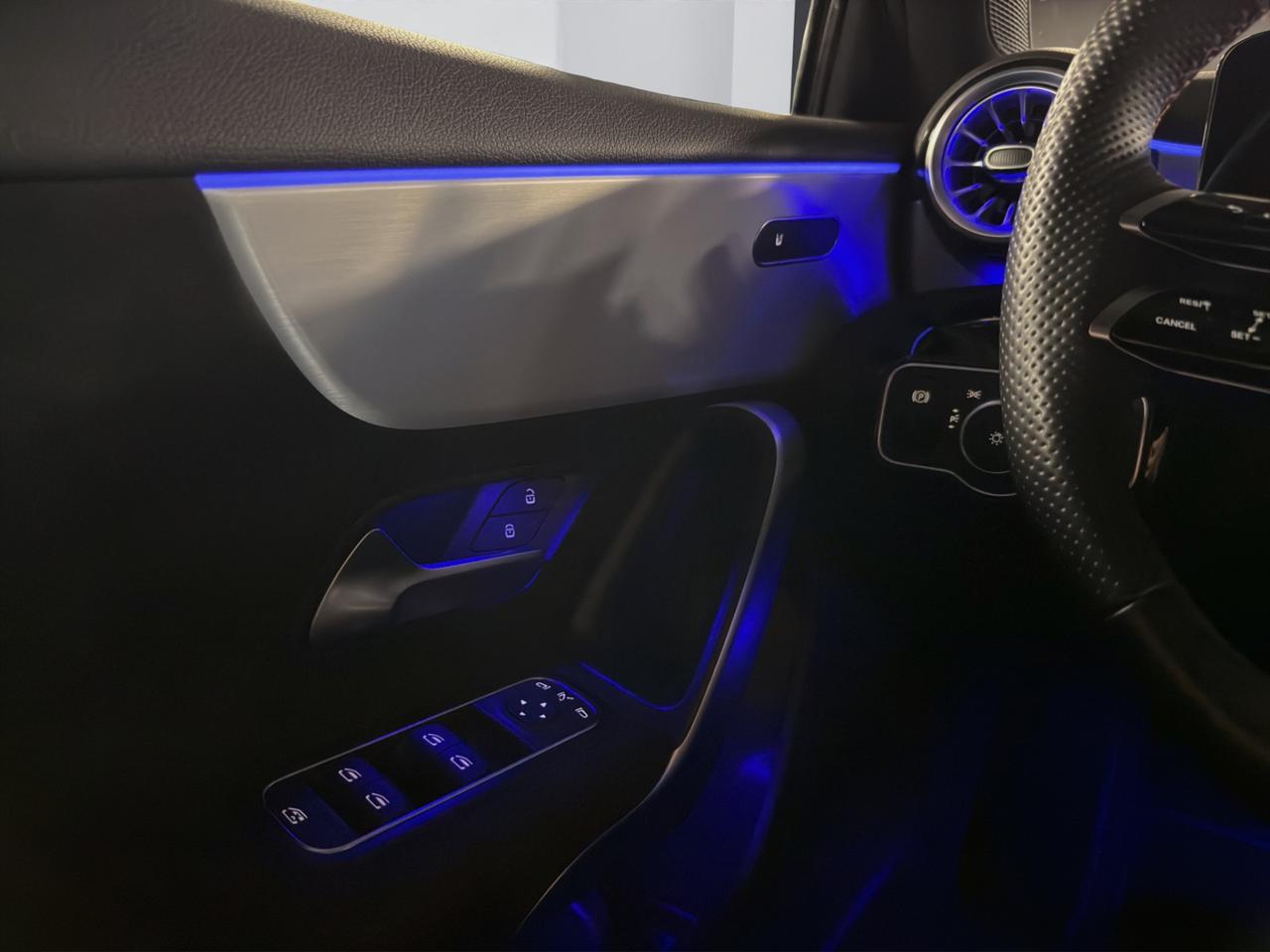 Mercedes A 180 AMG Line Premium 7G-DCT