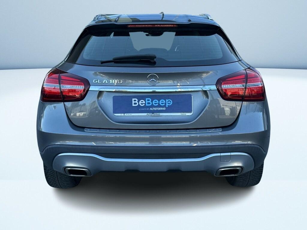 Mercedes GLA 180 180 Sport 7G-DCT