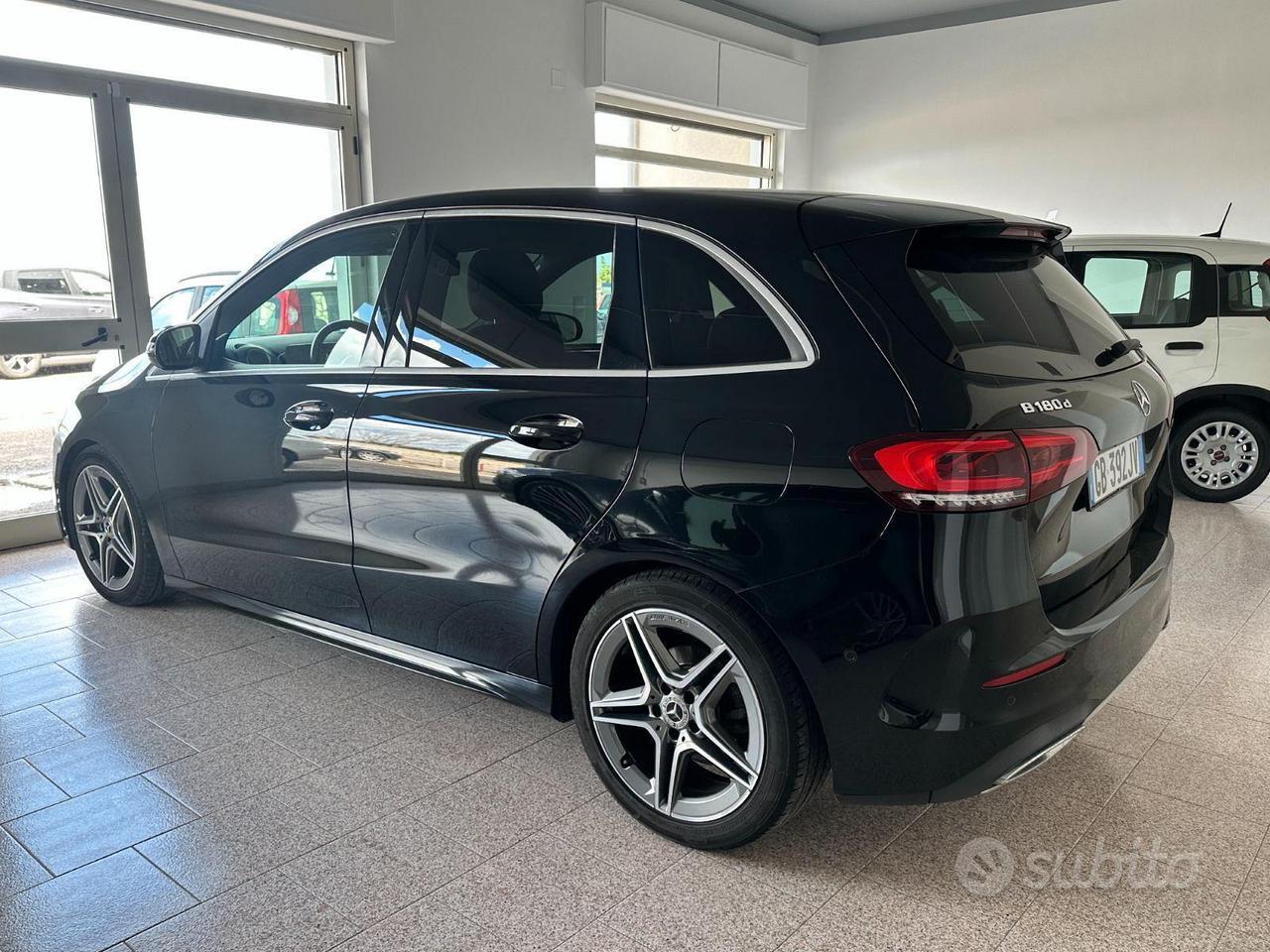 Mercedes-Benz B 180d Premium AMG - 114.000km