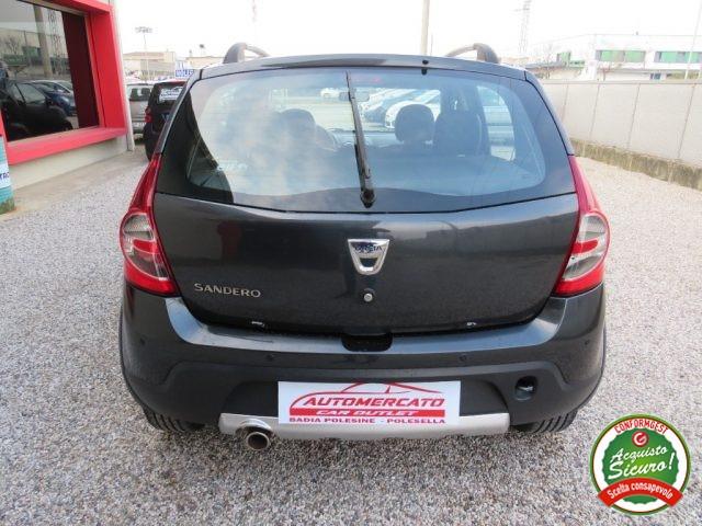 DACIA Sandero Stepway 1.6 8V GPL 85CV NEOPATENTATI
