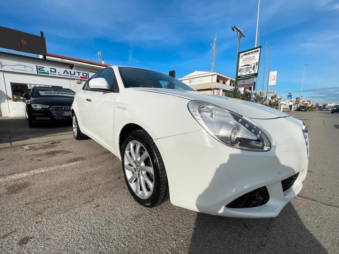 Alfa Romeo Giulietta 1.6 JTDm-2 105 CV Distinctive
