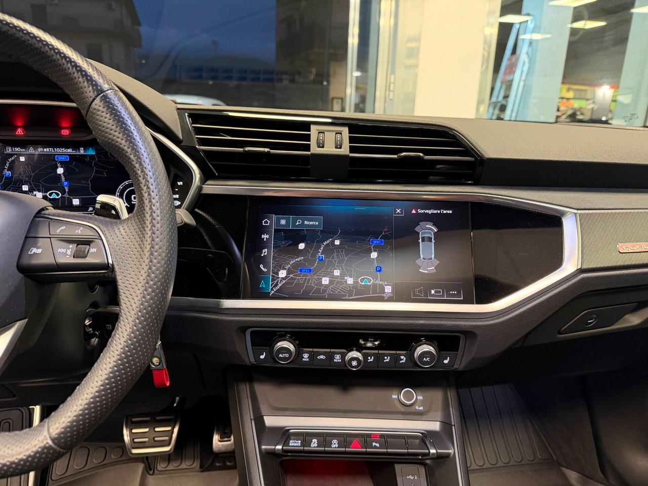 Audi RSQ3 SPB quattro S tronic