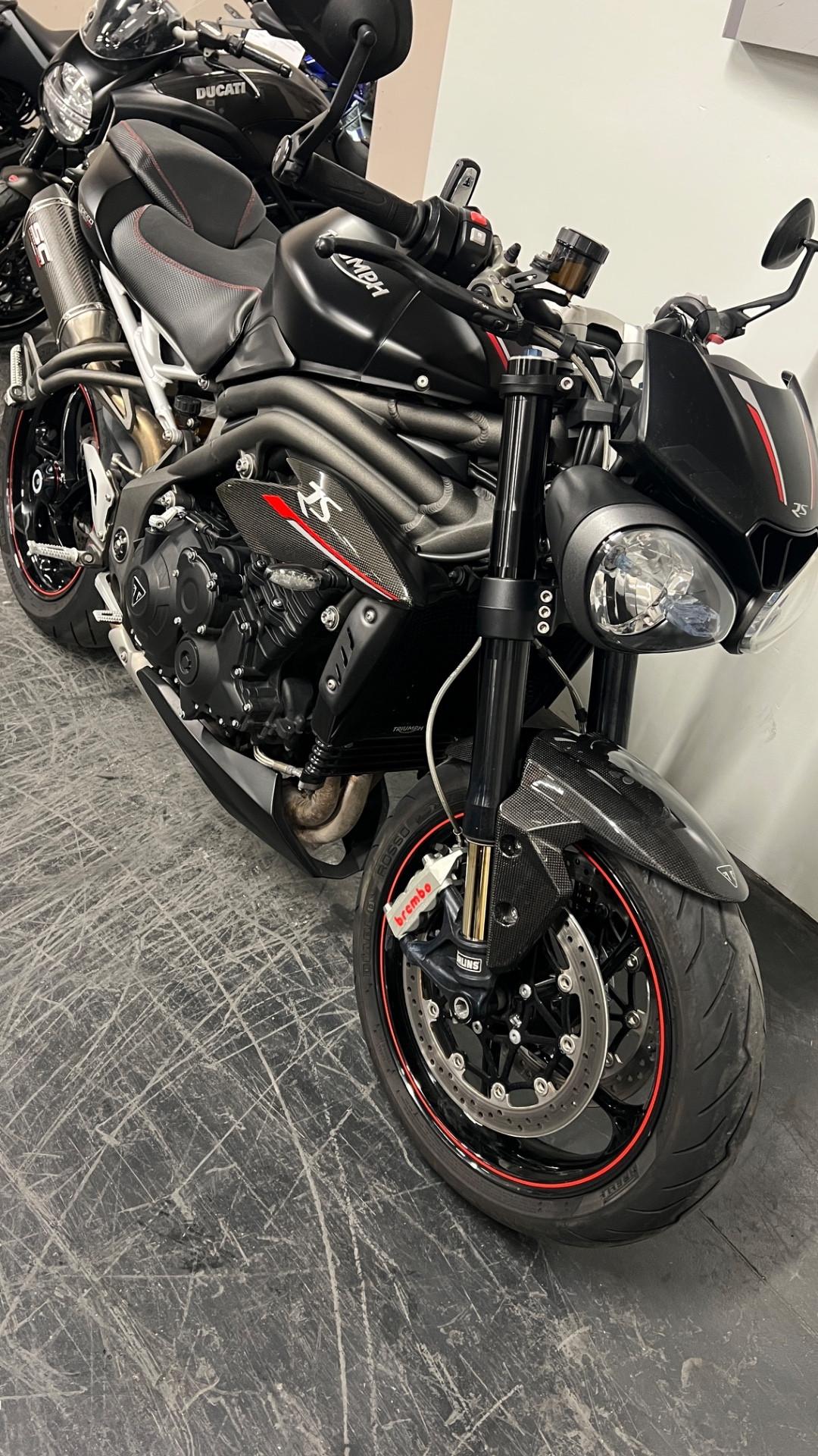 Triumph Speed Triple 1050 RS