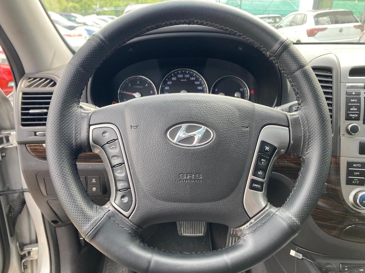 Hyundai Santa Fe 2.2 CRDi VGT 4WD AUTOM 7 POSTI