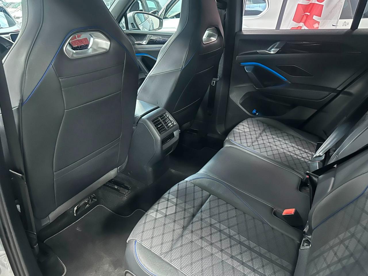 Volkswagen Tiguan 2.0 TDI 150 CV DSG R-Line