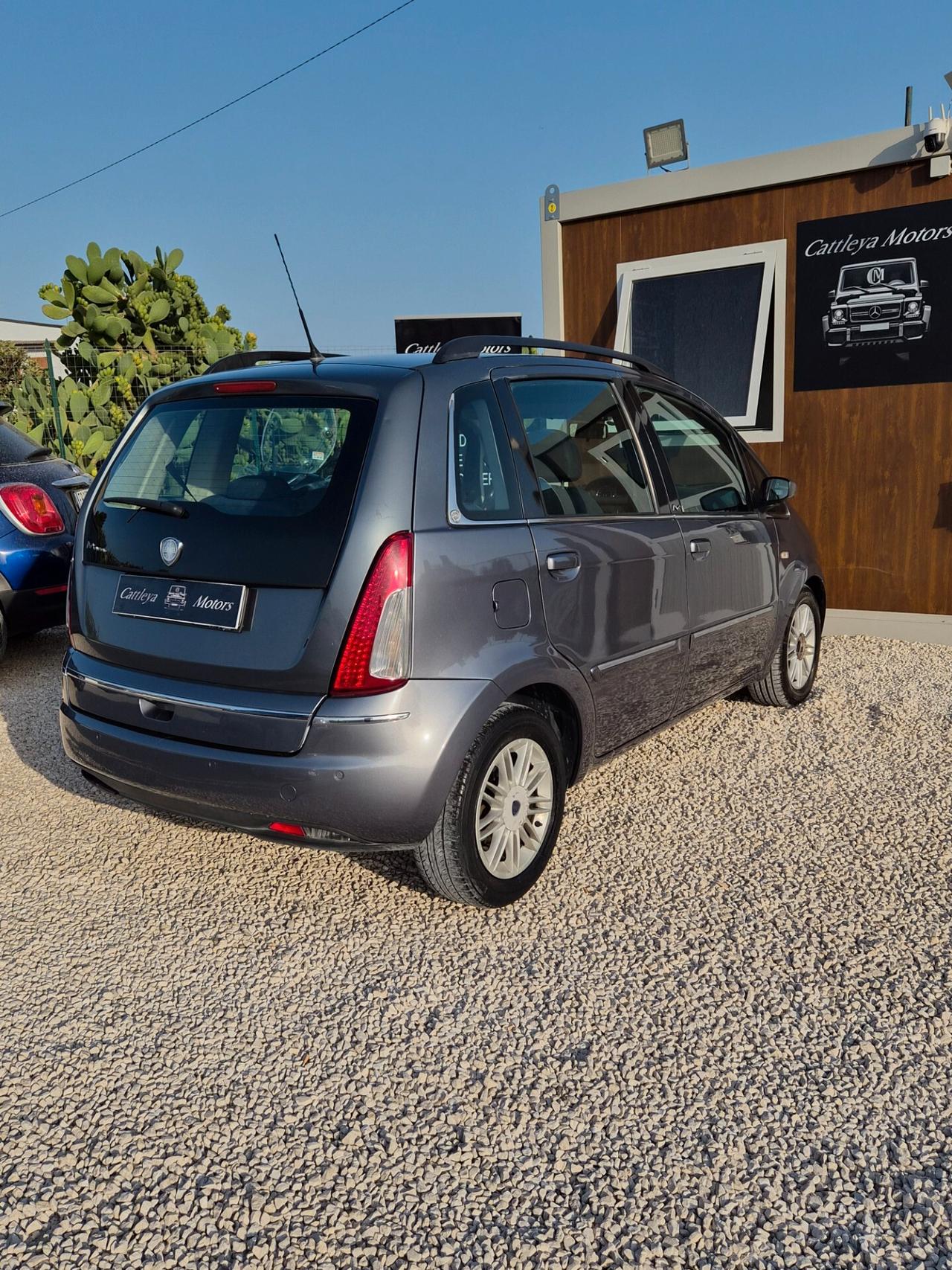 Lancia MUSA 1.6 Multijet Poltrona Frau